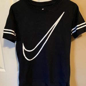 NIKE tee